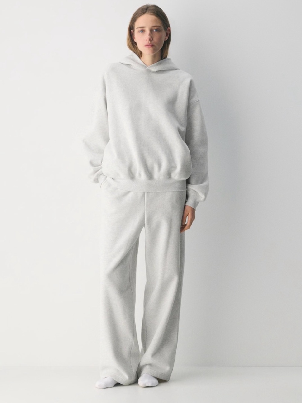 Aritzia TNA Sweatfleece Hoodie in Heather Cloud White